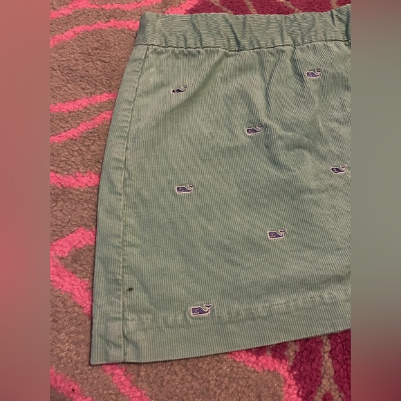Size 7, corduroy green and blue vineyard vines skirt with whales on the design - Picture 2 of 4
